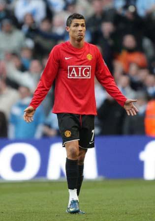 有机会吗？亚马尔19岁前欧冠已进7球，还差3球追平姆巴佩纪录（亚马尔冲击纪录：19岁前欧冠已进7球，距姆巴佩仅差3球）