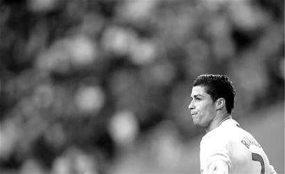 2025／26赛季英超：曼城3-0利物浦，曼城开启“爬塔模式”（英超2025／26：曼城3-0利物浦，蓝月亮启动登塔模式）