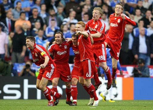 西甲榜首之争白热化（西甲榜首之争愈演愈烈）