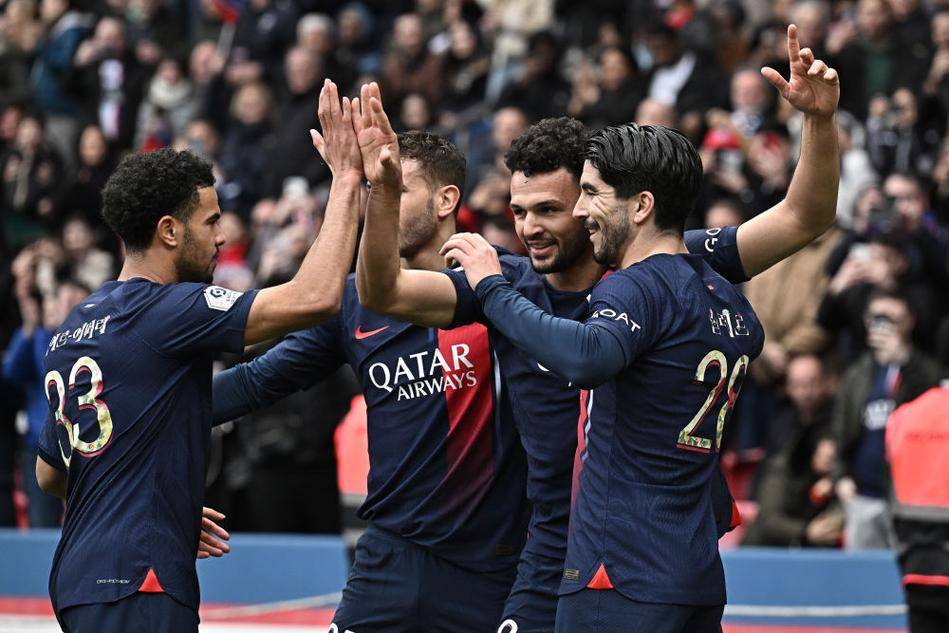 TA：利物浦球迷拒为种族歧视认罪，涉嫌英超首轮骂塞梅尼奥（TA：被指英超首轮对塞梅尼奥实施种族辱骂，利物浦球迷拒绝认罪）