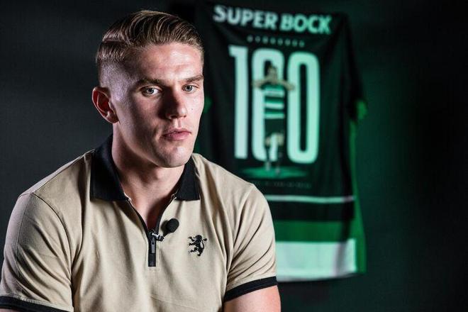 武磊官博：我们的心里，7号始终在场（武磊官博：在我们心中，7号从未缺席）