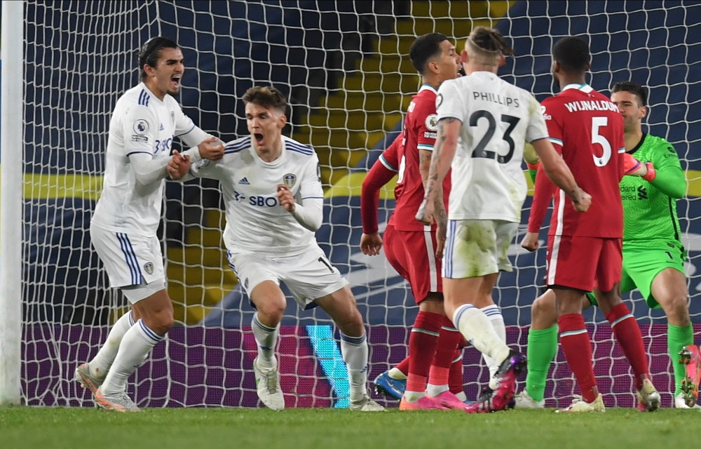 德甲2025年度积分榜：拜仁仅1负34轮轰107球，积87分比第2多21分（2025德甲积分榜：拜仁34轮仅1败狂轰107球，87分甩开第二名21分）