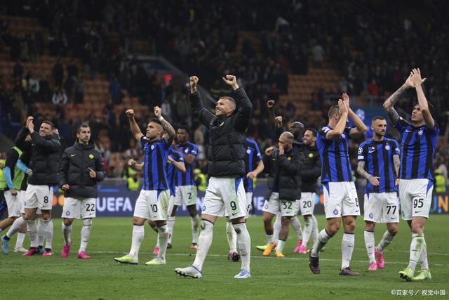 罗体：那不勒斯优先考虑在冬窗租借球员，但要先卖掉一些球员（罗体：那不勒斯冬窗引援以租借为主，需先出售部分球员）