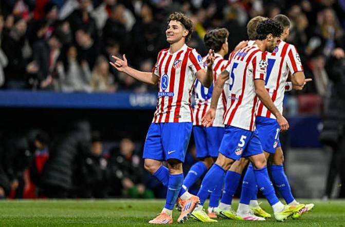 上场仅2分！拉文三分13中8爆砍42+6率队爆冷热火