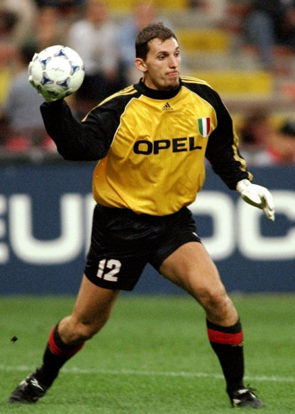 2025年赌场趋势中的Hold & Win