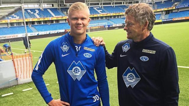 斯洛特：若塔离世后的首个圣诞 我的思念与狼队同在（斯洛特：若塔逝去后的第一个圣诞，我心与狼队同在）