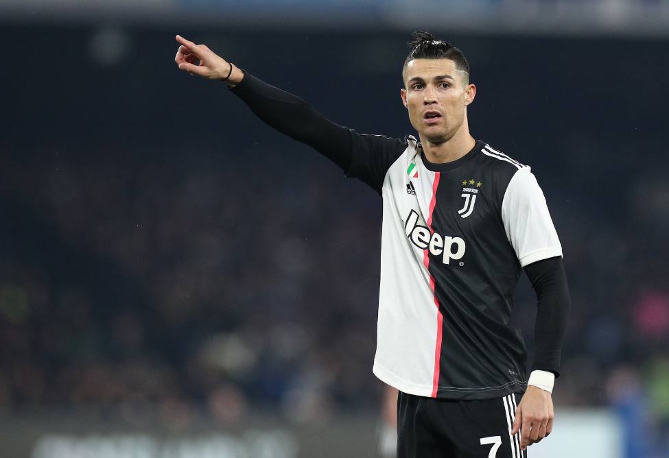 徐阳：邵佳一的融合与沟通能力强；希望更多年轻教练挺身而出