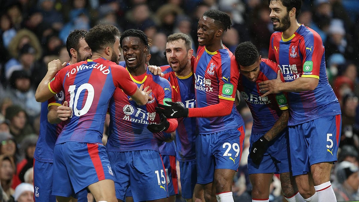 米体：邓弗里斯预计12月中旬回归；姆希塔良、达米安接近复出